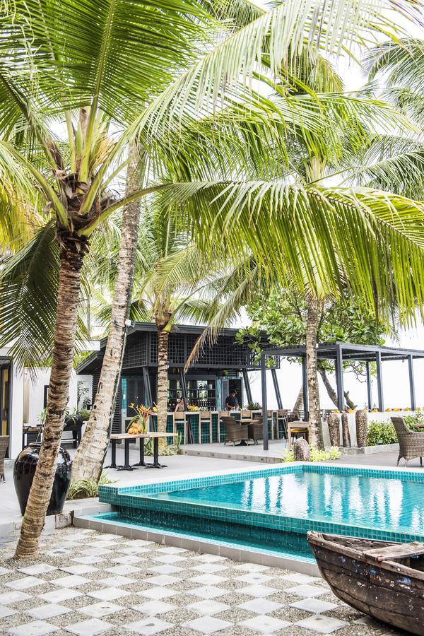 Owl And The Pussycat Hotel & Restaurant Unawatuna Exterior photo